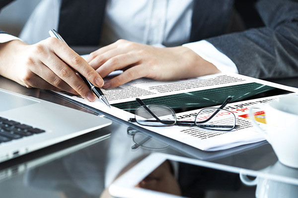 TI Telematikinfrastruktur eHealth Gesundheitswesen Gesundheitsbranche Zukunft Die Telematikinfrastruktur steht innerhalb der Gesundheitsbranche im Mittelpunkt der Aufmerksamkeit.